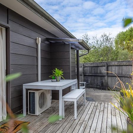 Tui Cottage Martinborough Buitenkant foto